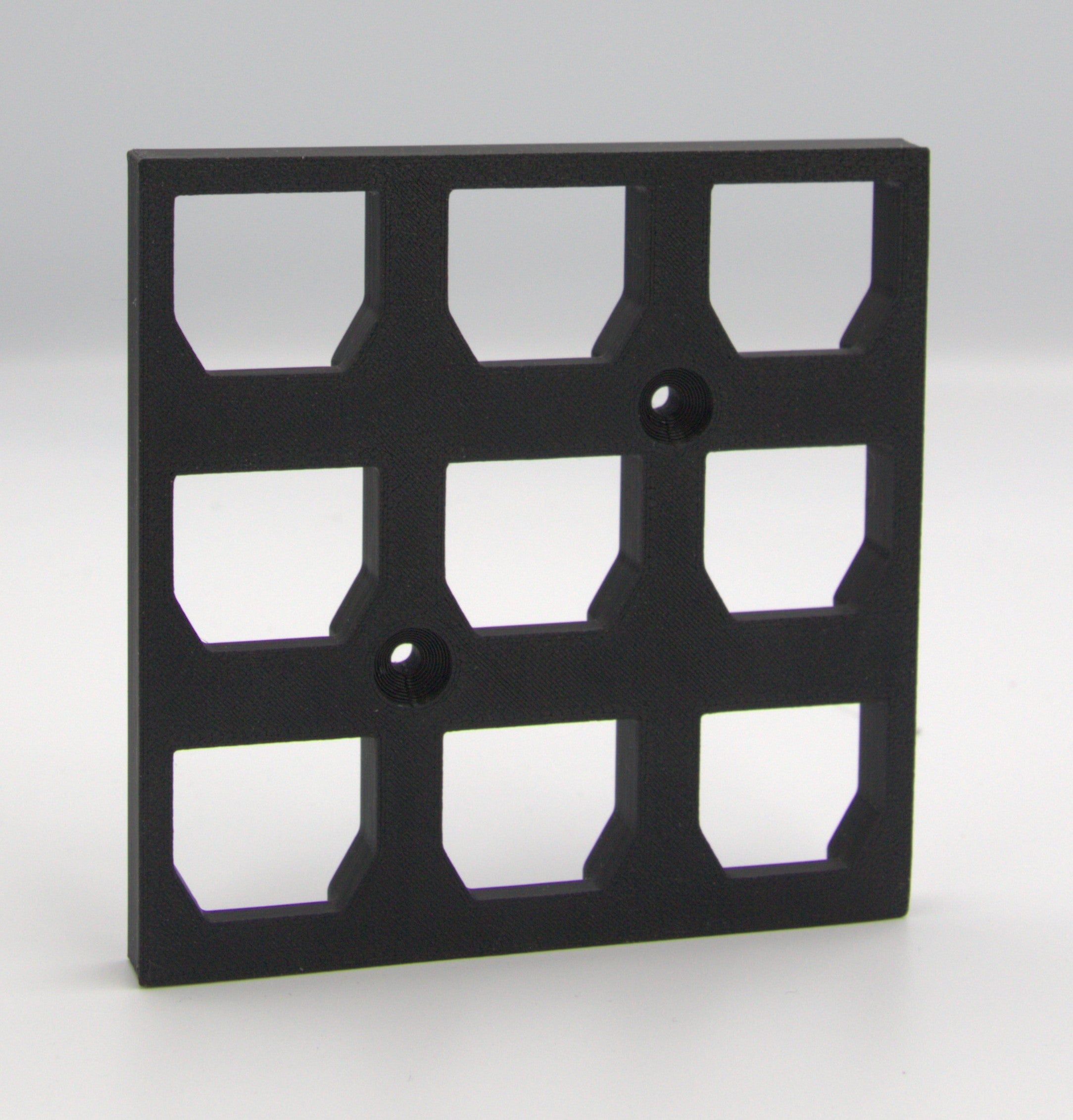 3x3
